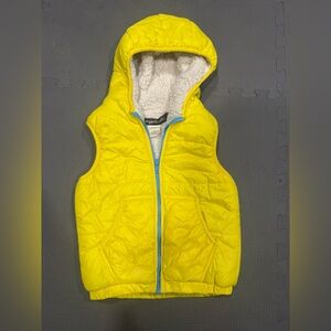 Morgan & Milo Yellow Puffer Vest with Blue Edging